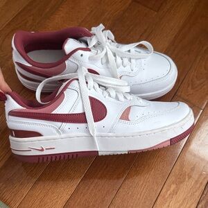 Nike Women's White and Burgundy Sneakers